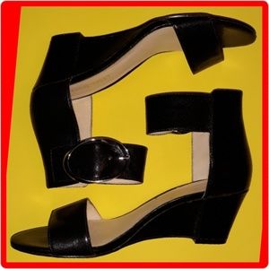 EUC Nine West Wedge Sandal